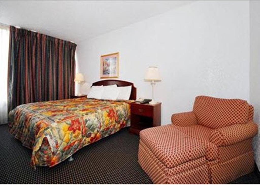 Americas Best Value Inn & Suites - Homewood / Birmingham Хоумууд Стая снимка
